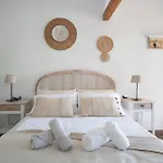 Holiday home Golondrinas - A Jedey